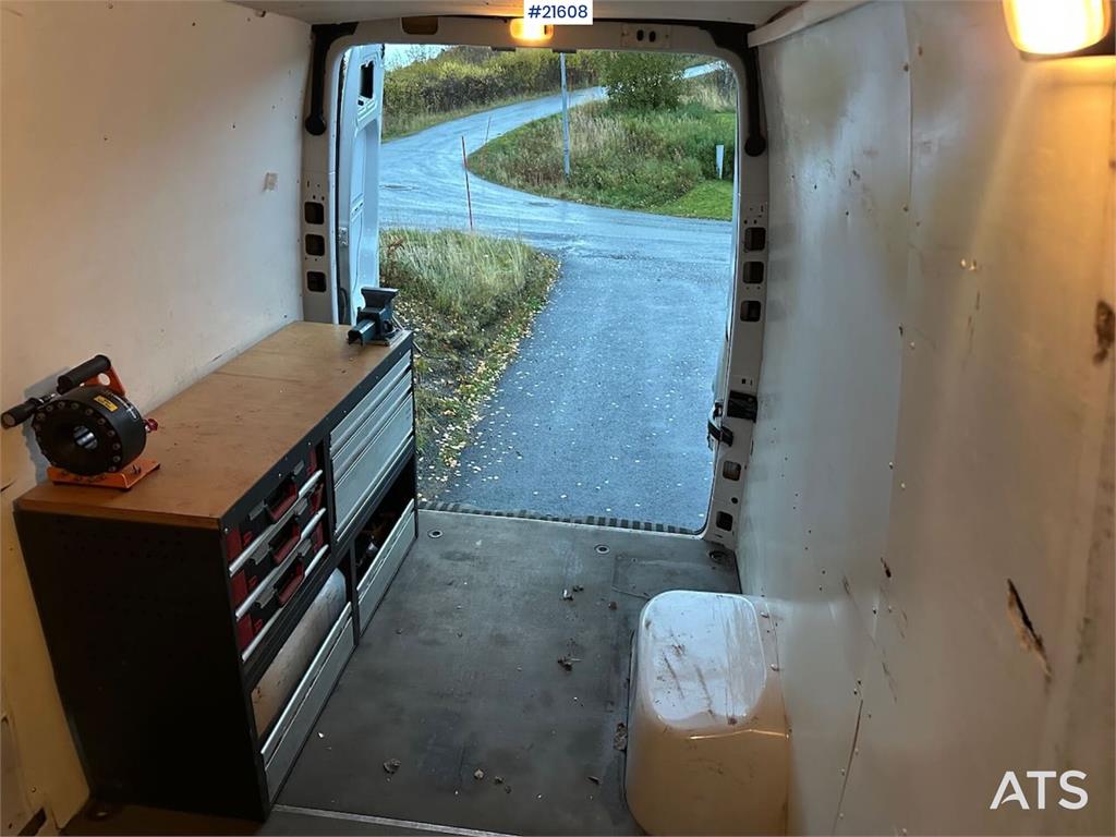 Mercedes-Benz sprinter 516 cdi van.