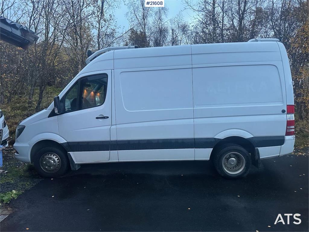 Mercedes-Benz sprinter 516 cdi van.