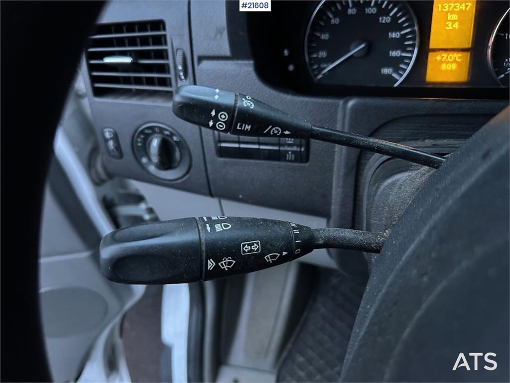Mercedes-Benz sprinter 516 cdi van.