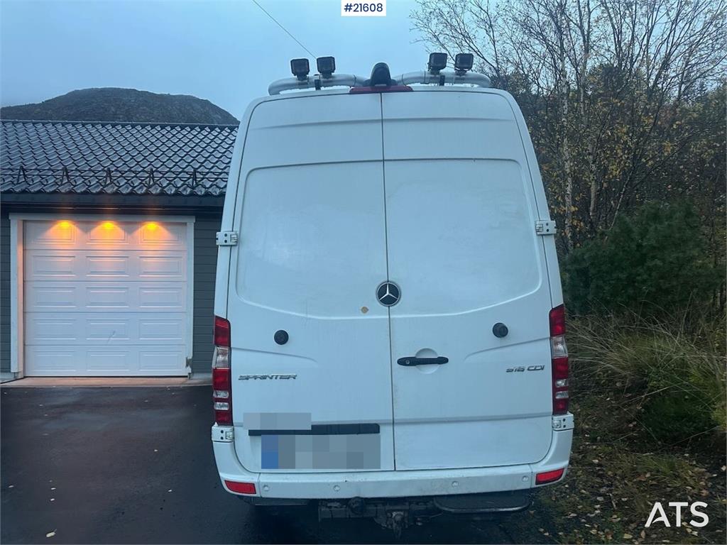 Mercedes-Benz sprinter 516 cdi van.
