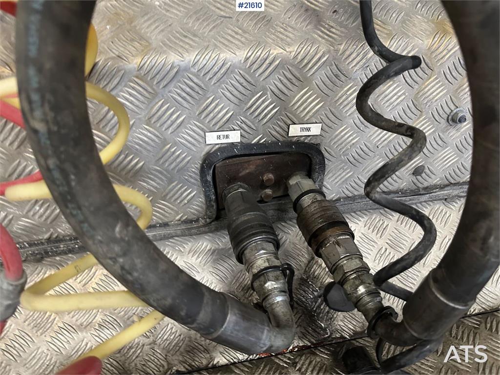 Scania R620 6x2 tractor unit w/ tipping hydraulics and as