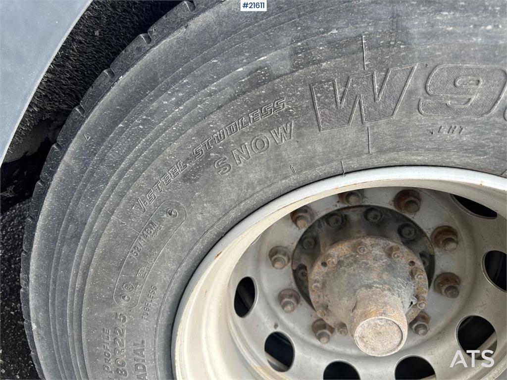 Scania R560 6x2 tractor. WATCH VIDEO.