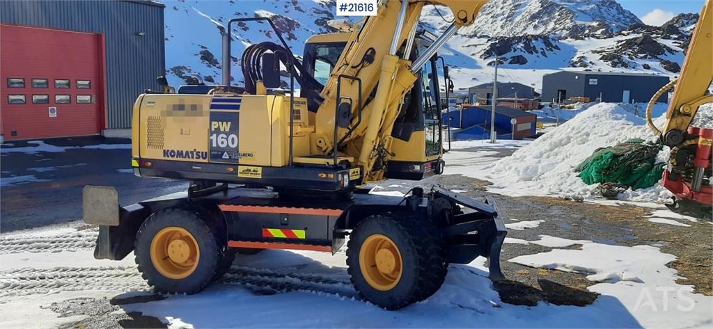 Komatsu PW 160-7K Wheel Excavator w/ Rototilt