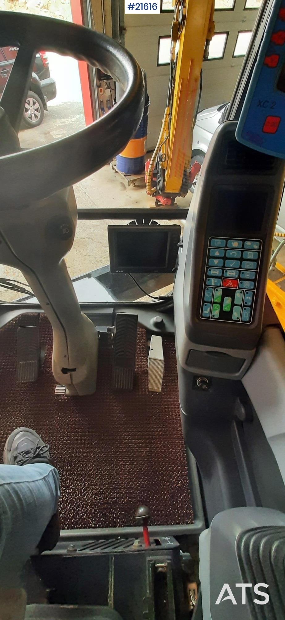 Komatsu PW 160-7K Wheel Excavator w/ Rototilt
