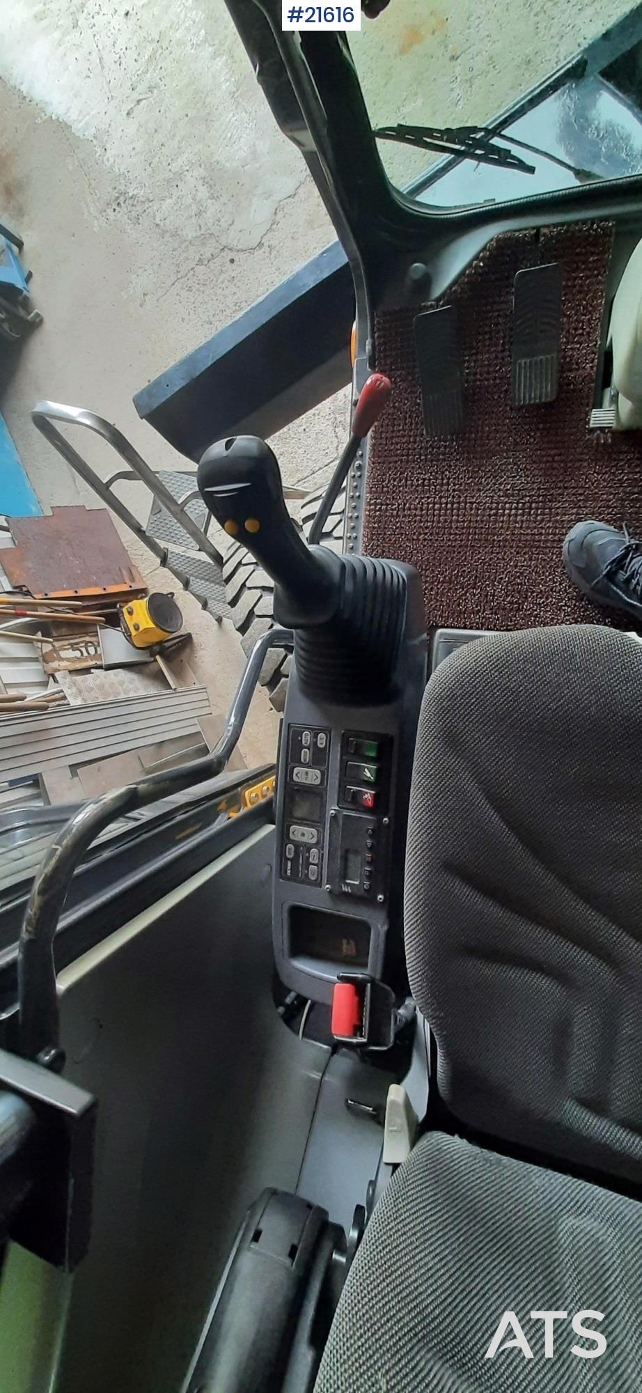 Komatsu PW 160-7K Wheel Excavator w/ Rototilt