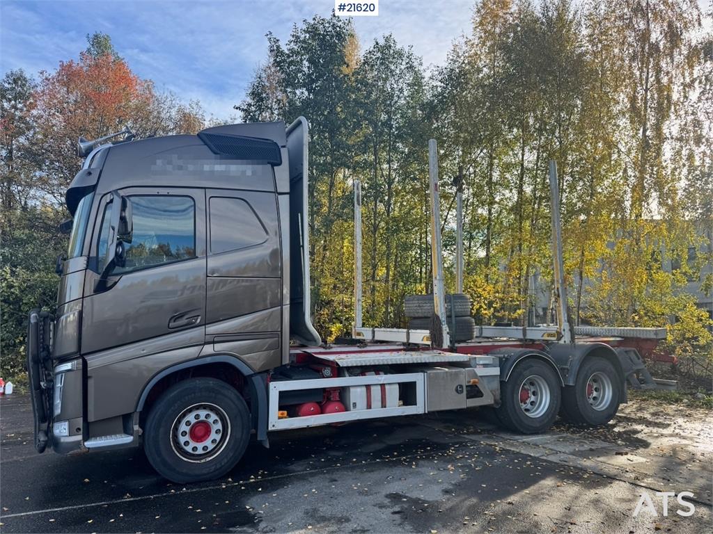 Volvo FH540 6x4 Timber truck without crane.