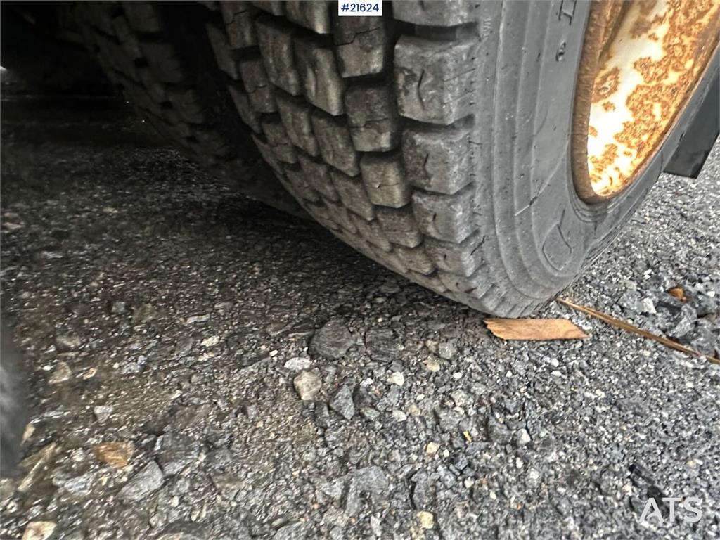 Scania R620 tractor unit w/ NATO connector and low mileag