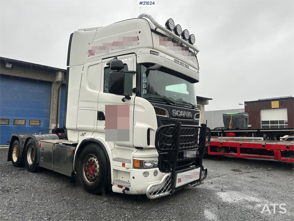 Scania R620 tractor unit w/ NATO connector and low mileag
