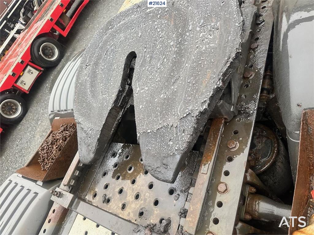 Scania R620 tractor unit w/ NATO connector and low mileag