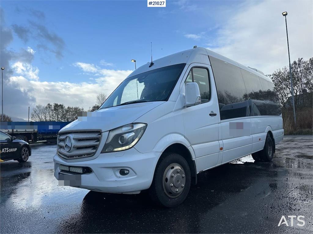 Mercedes-Benz sprinter minibus 4x2 w/ 16+1 seats, wheelchair ram