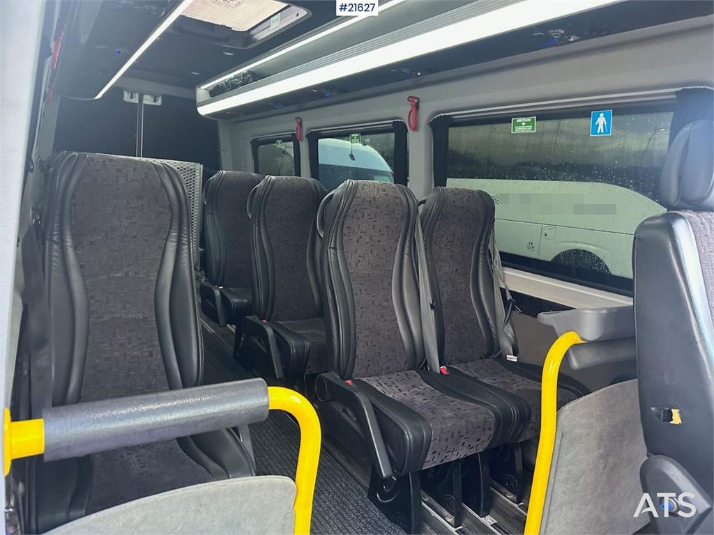 Mercedes-Benz sprinter minibus 4x2 w/ 16+1 seats, wheelchair ram