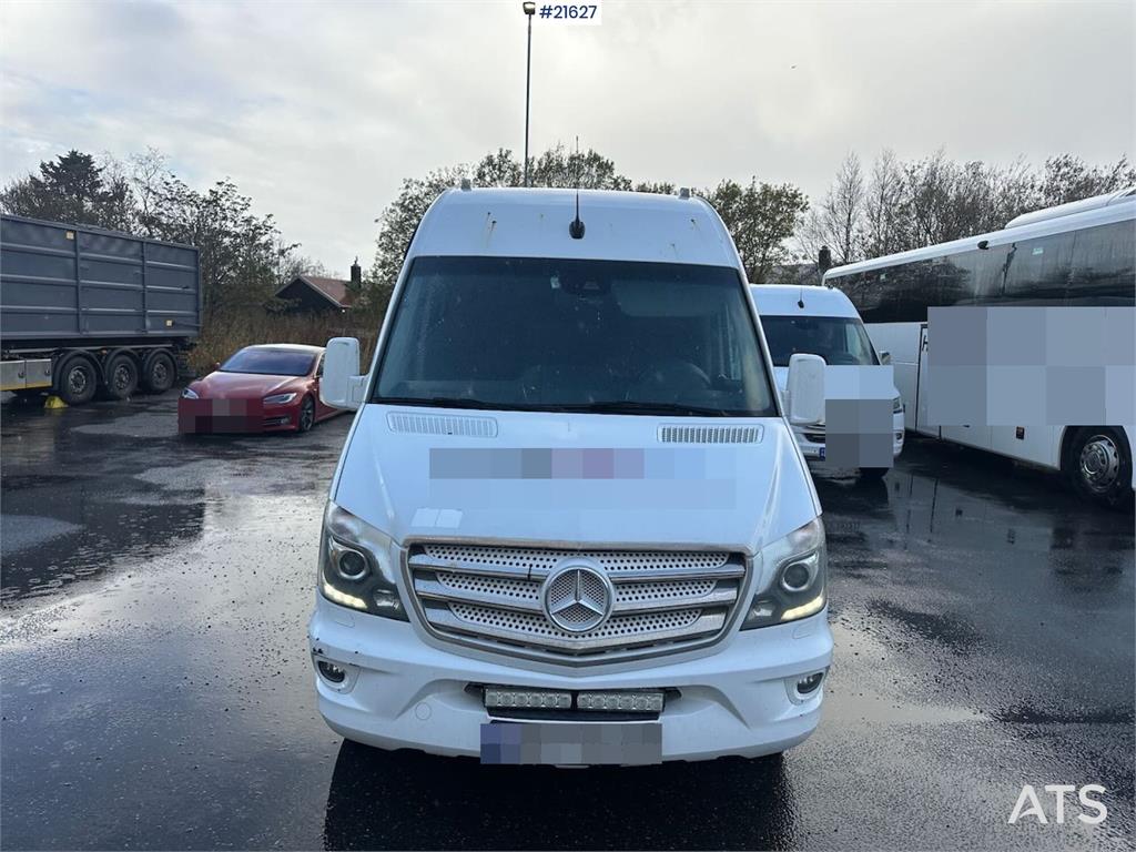Mercedes-Benz sprinter minibus 4x2 w/ 16+1 seats, wheelchair ram