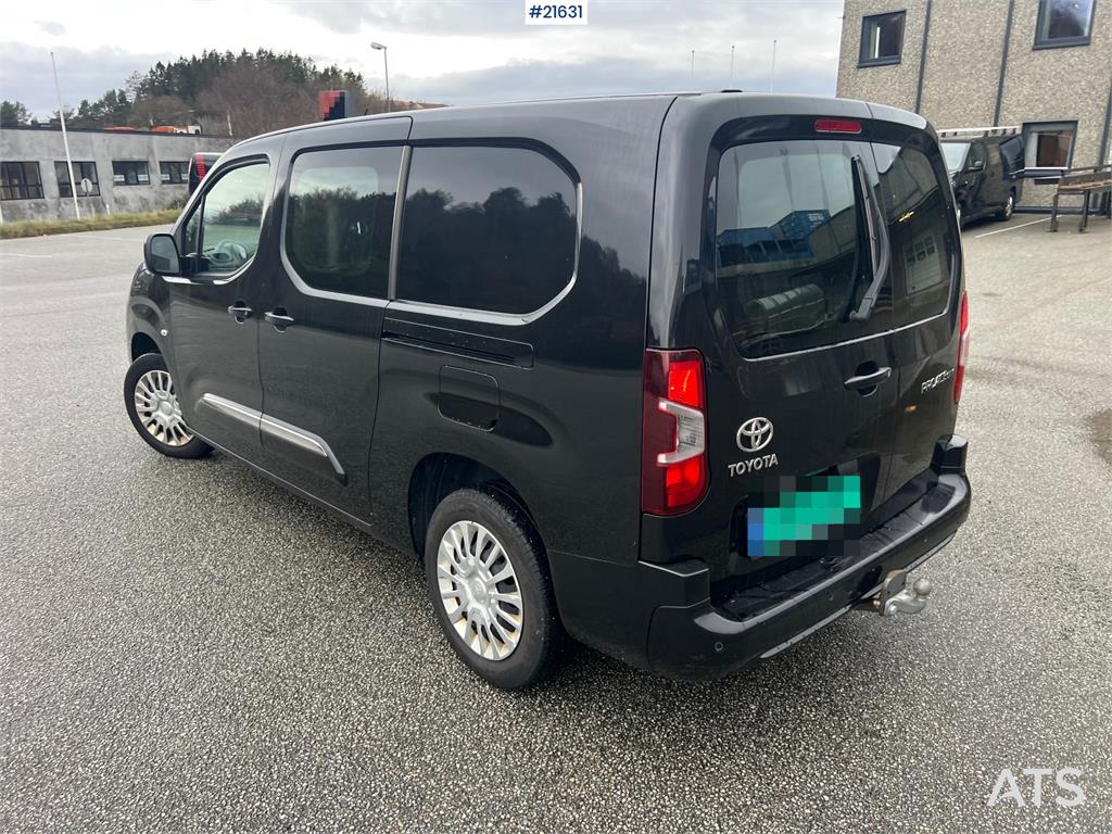 Toyota Proace city 4x2 Van