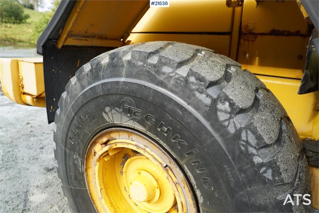 Volvo L120C wheel loader with 3rd function