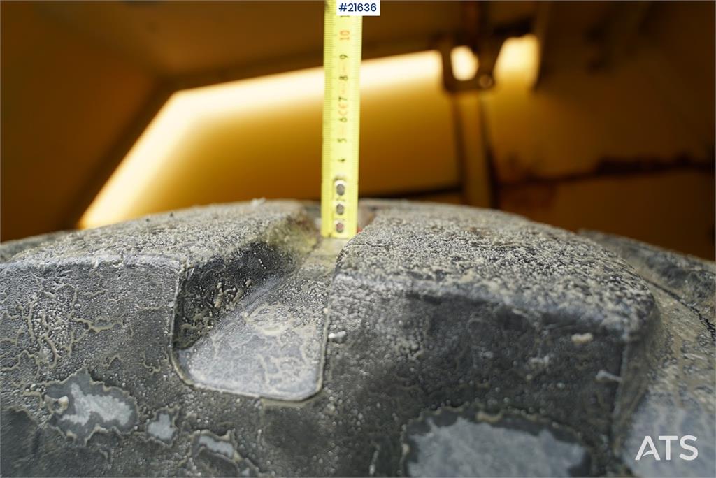 Volvo L120C wheel loader with 3rd function