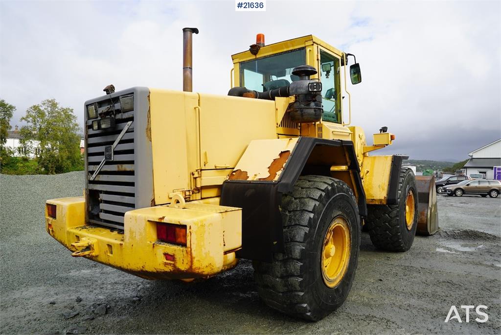 Volvo L120C wheel loader with 3rd function