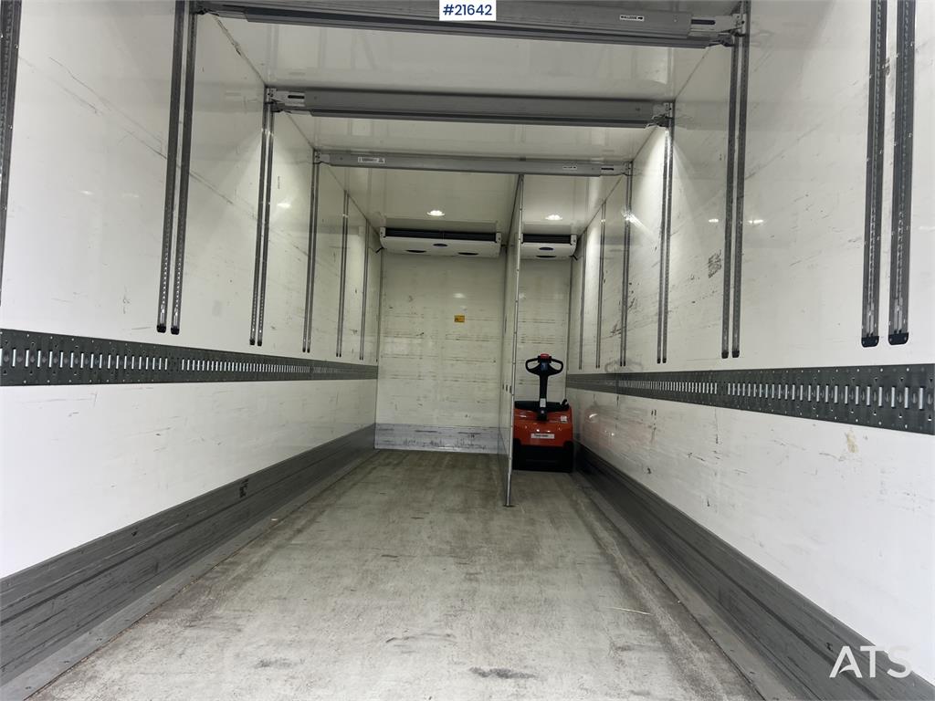 Mercedes-Benz Actros 6x2 box truck with/refrigeration/freezer un