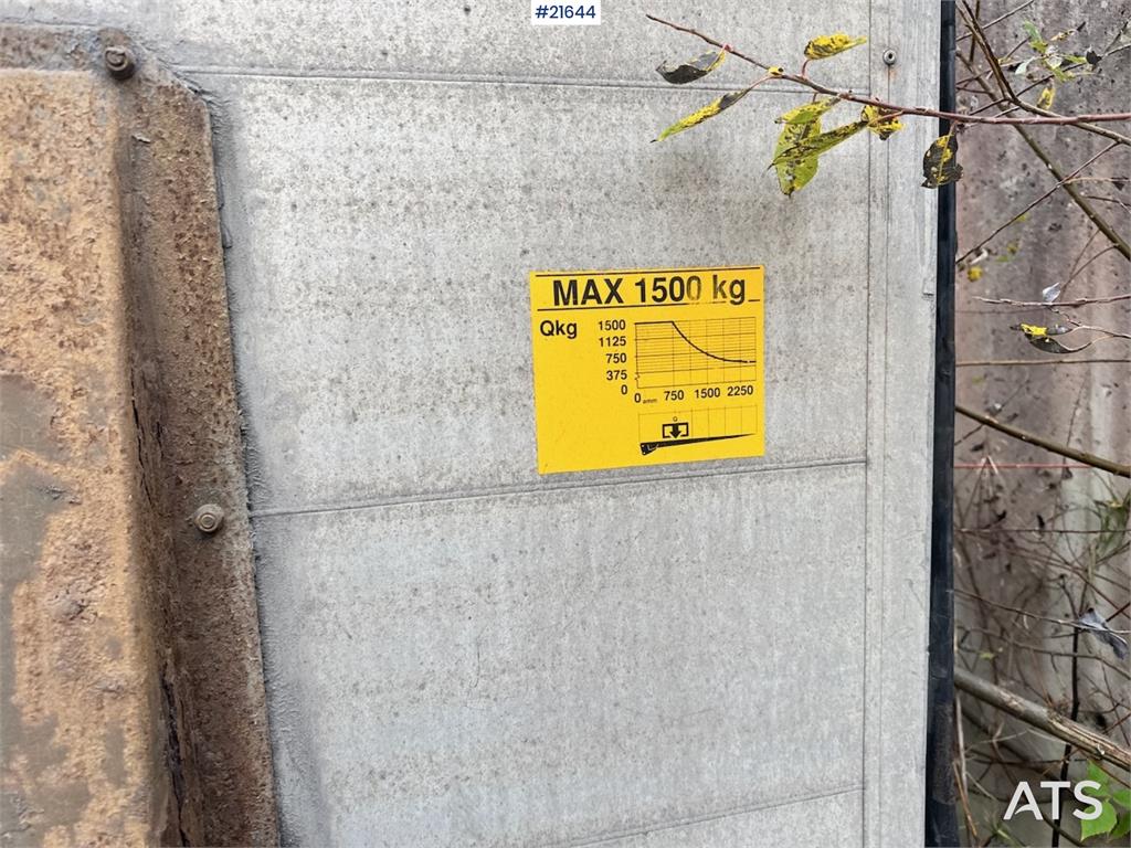 MAN TGL 8.220 4x2 Box Truck.