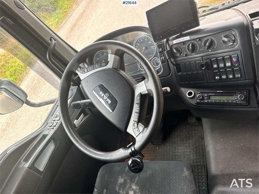 MAN TGL 8.220 4x2 Box Truck.