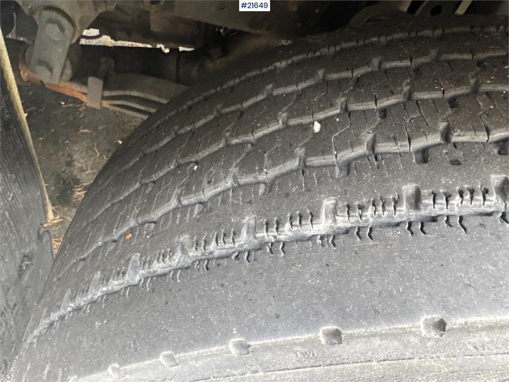 MAN TGS 35.480 8x2 Box truck w/ Full side opening.