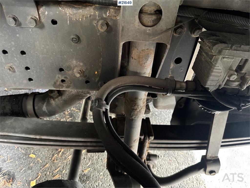 MAN TGS 35.480 8x2 Box truck w/ Full side opening.