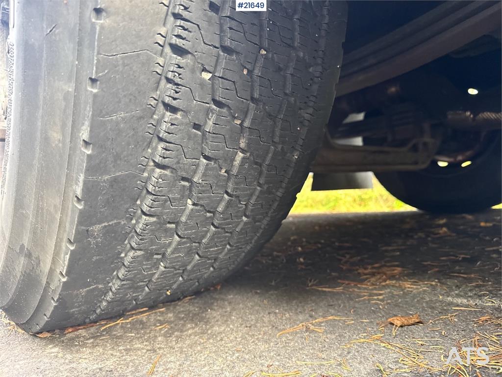 MAN TGS 35.480 8x2 Box truck w/ Full side opening.