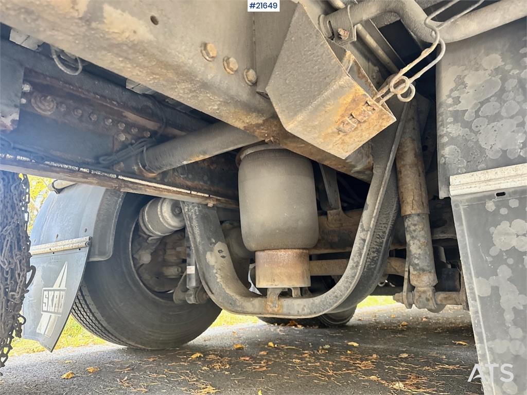 MAN TGS 35.480 8x2 Box truck w/ Full side opening.