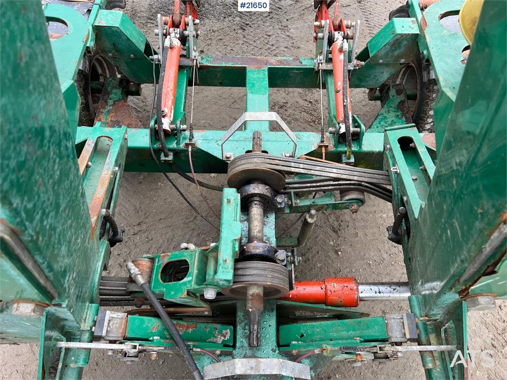 Wessex RMX560 lawn mower