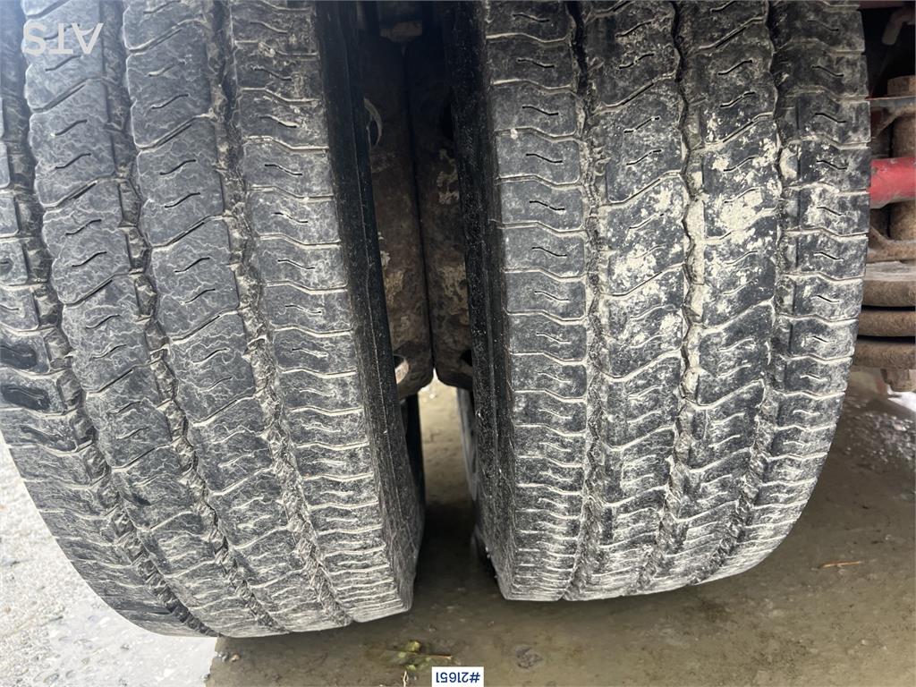 Damm 3 axle machine trailer w/ hydraulic driving bridge