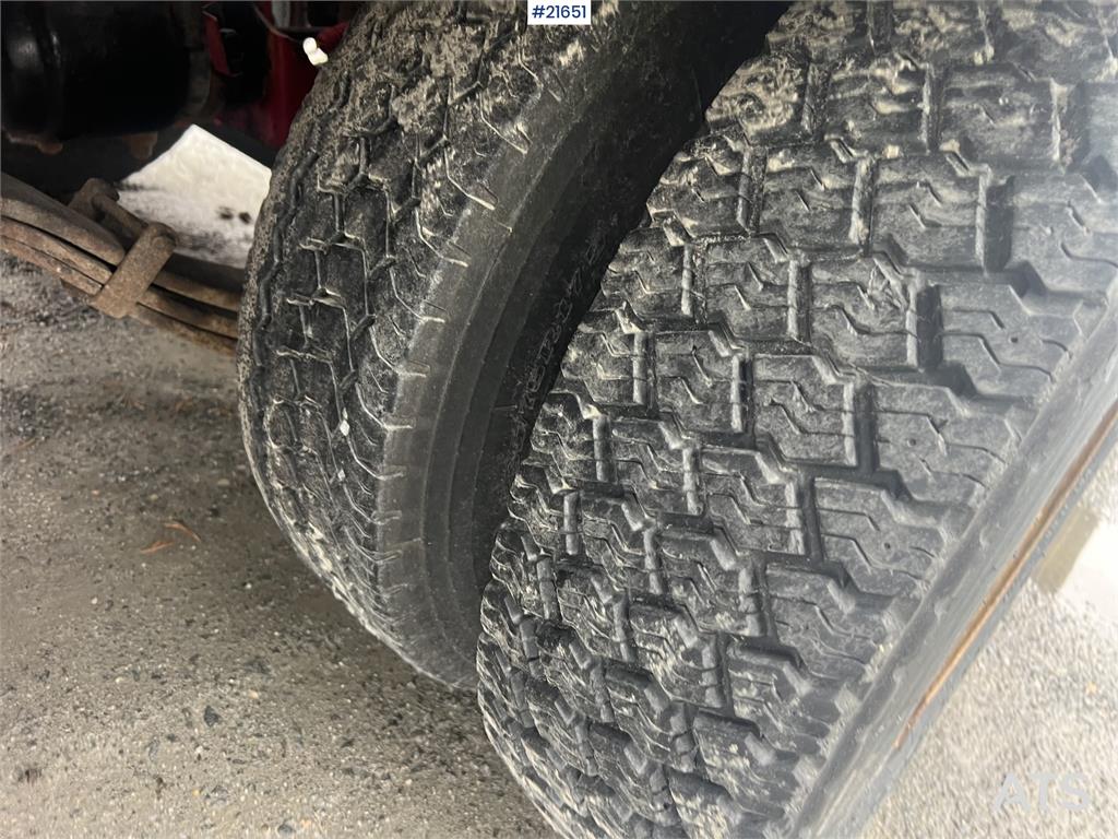 Damm 3 axle machine trailer w/ hydraulic driving bridge