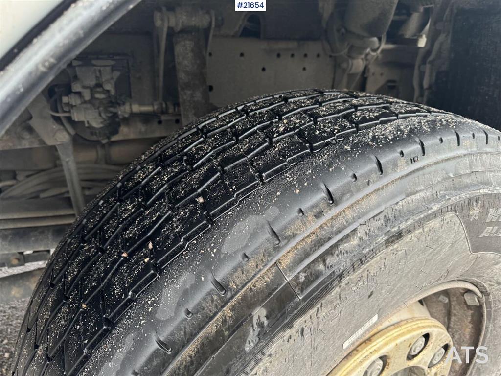 MAN TGX 26.580 6x4 – Tipper truck with snowplow setup