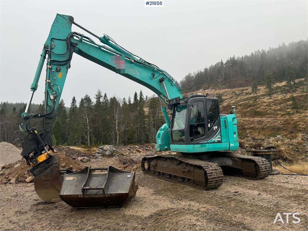 Kobelco SK230SRLC-5 Tracked Excavator w/ Tilt, Bucket and