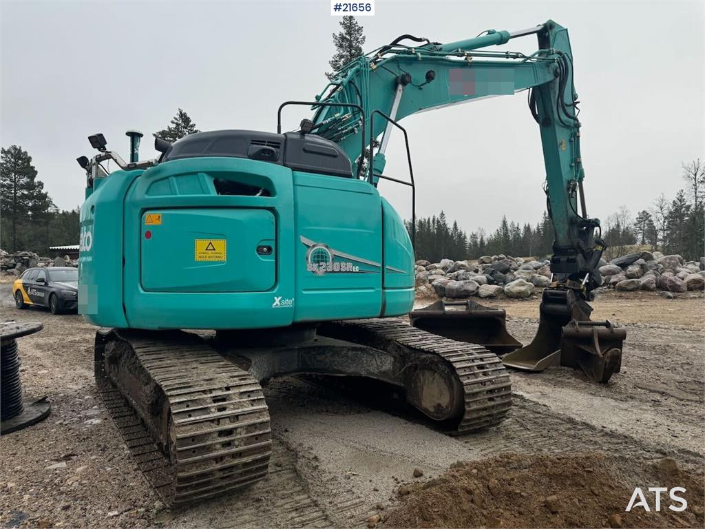 Kobelco SK230SRLC-5 Tracked Excavator w/ Tilt, Bucket and
