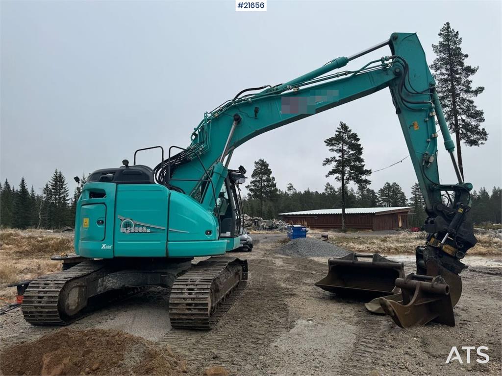Kobelco SK230SRLC-5 Tracked Excavator w/ Tilt, Bucket and