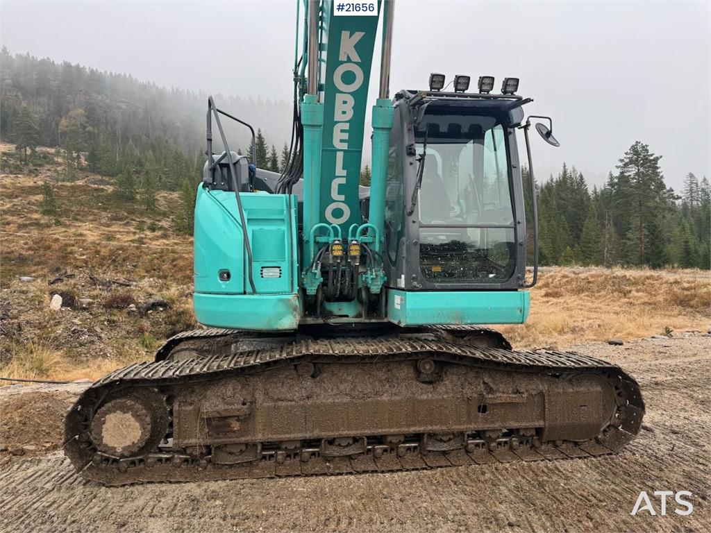 Kobelco SK230SRLC-5 Tracked Excavator w/ Tilt, Bucket and