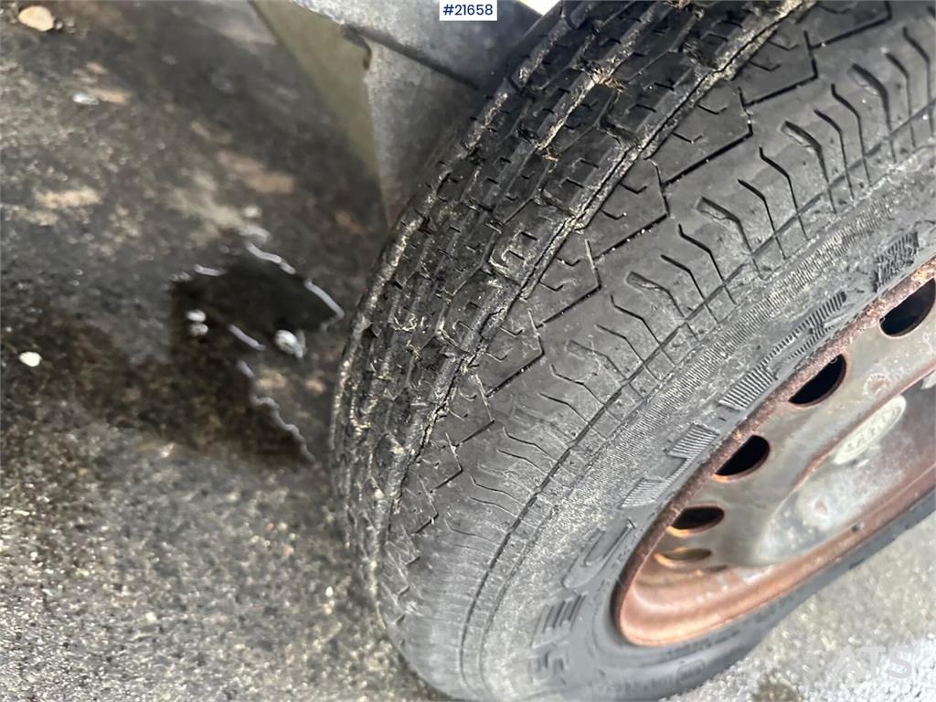 [Other] Letthus brakke