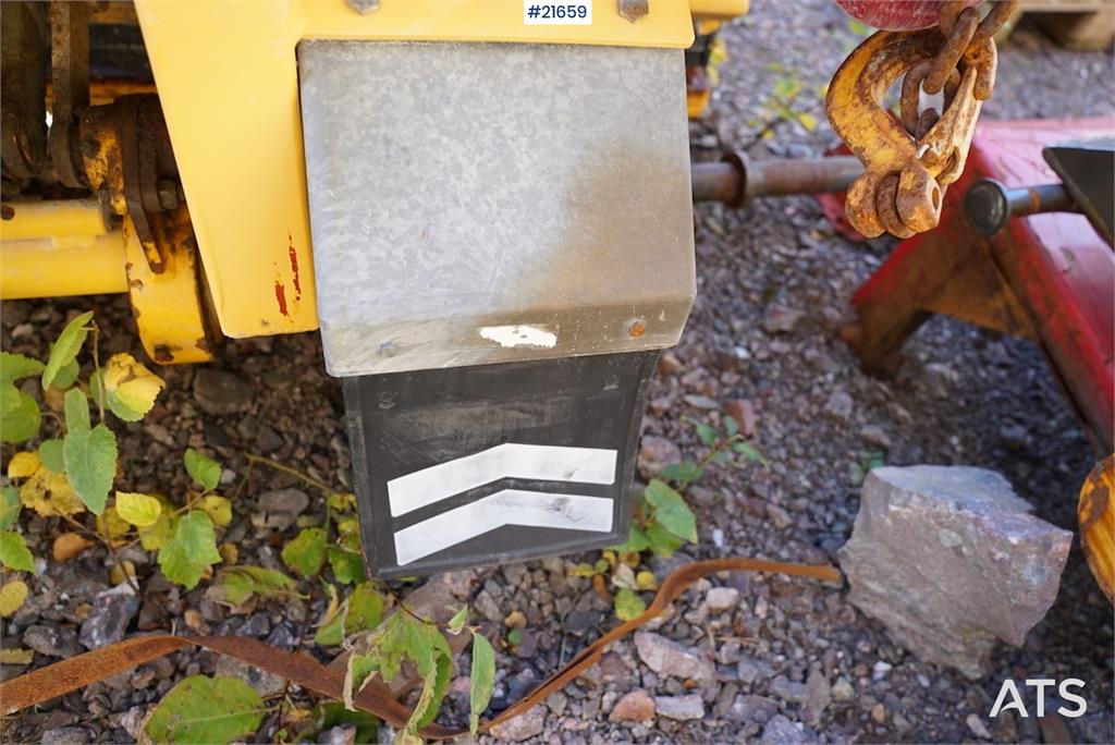 Falköping sand spreader for truck type LB1000