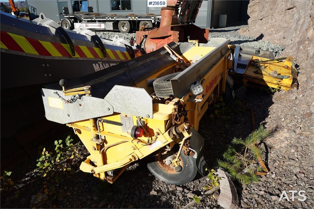 Falköping sand spreader for truck type LB1000