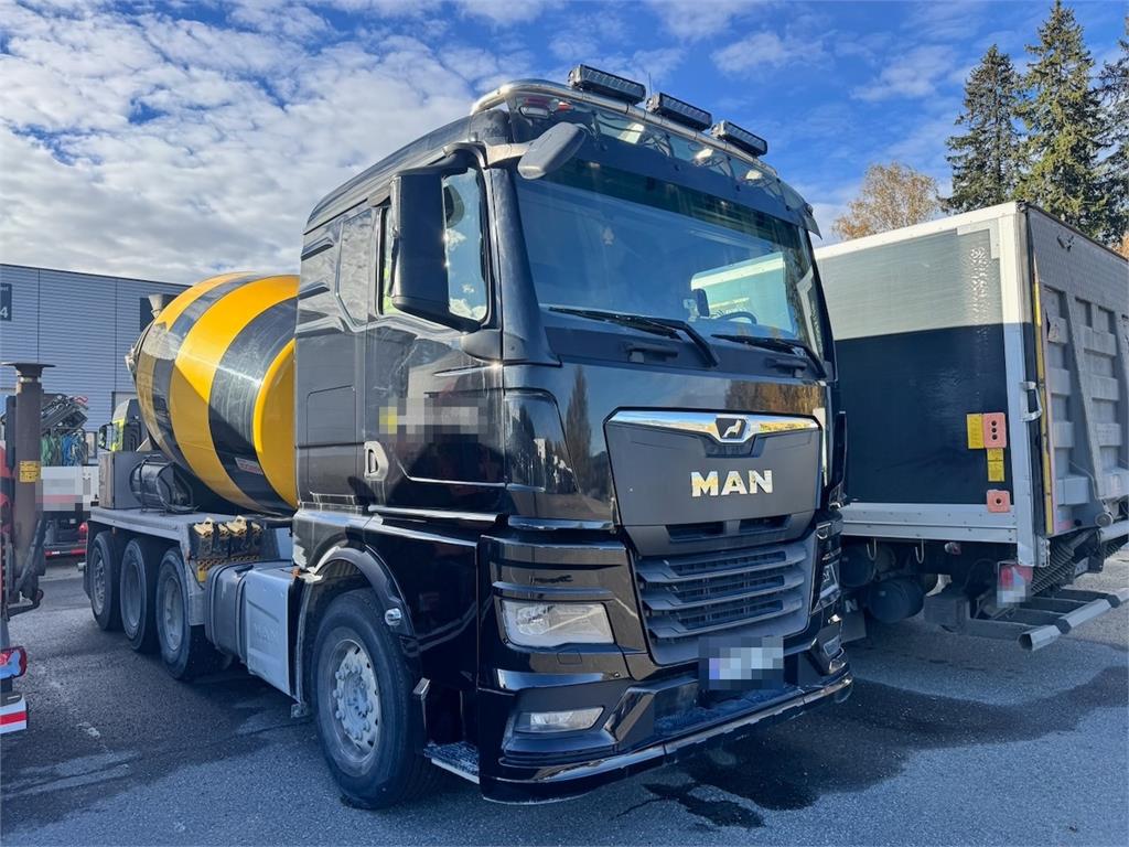 MAN TGX Concrete truck. 104,000 km.
