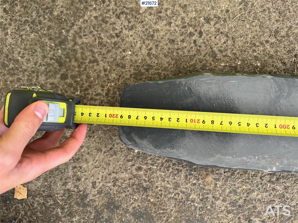 Linde E16 EL Truck w/extensions.