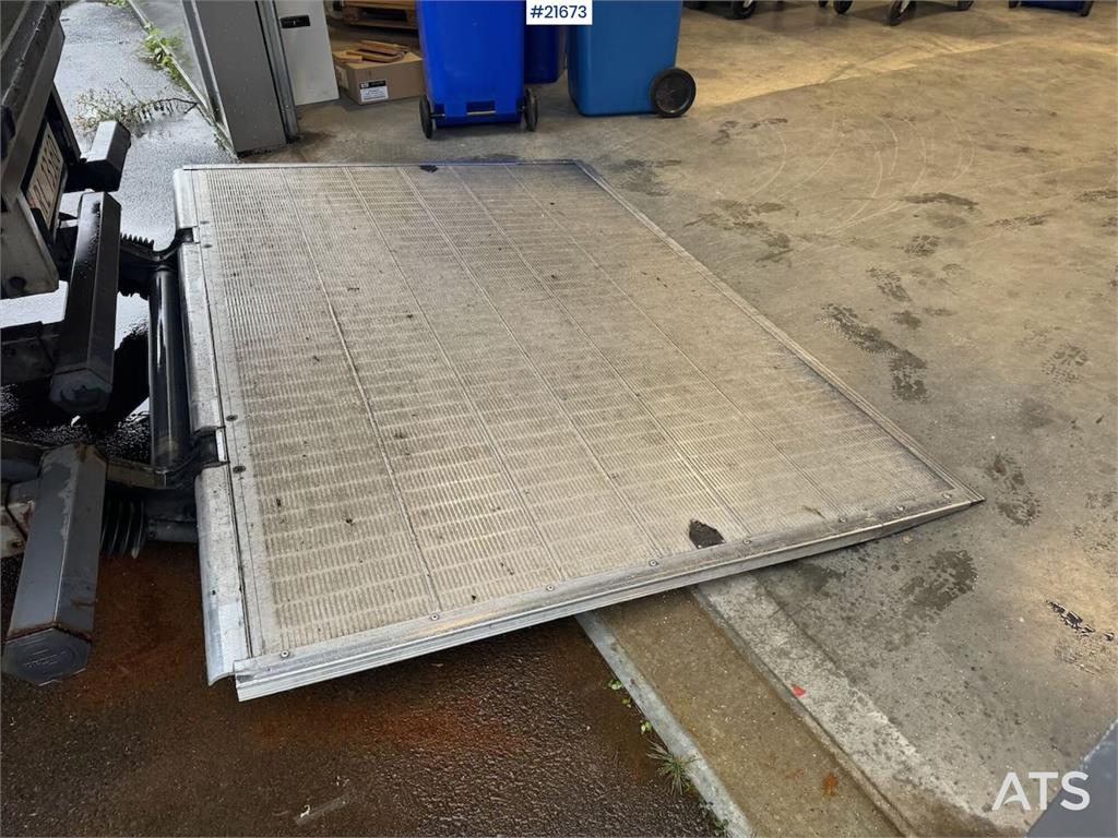 Iveco 75-210 4x2 Box Truck with Lift WATCH VIDEO