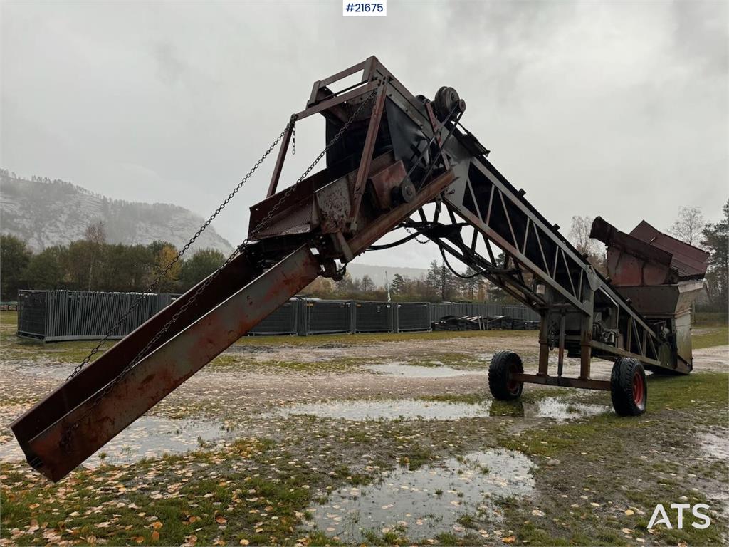 Powerscreen Screening Plant