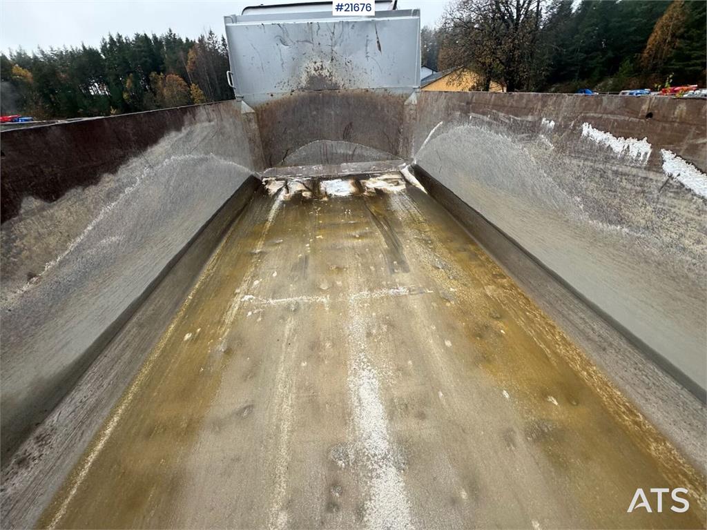 Scania R580 6x4 Tipper Truck with Snow Plow Setup