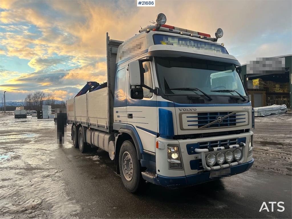 Volvo FM12 Globetrotter 6x4 crane truck w/ rear mounted