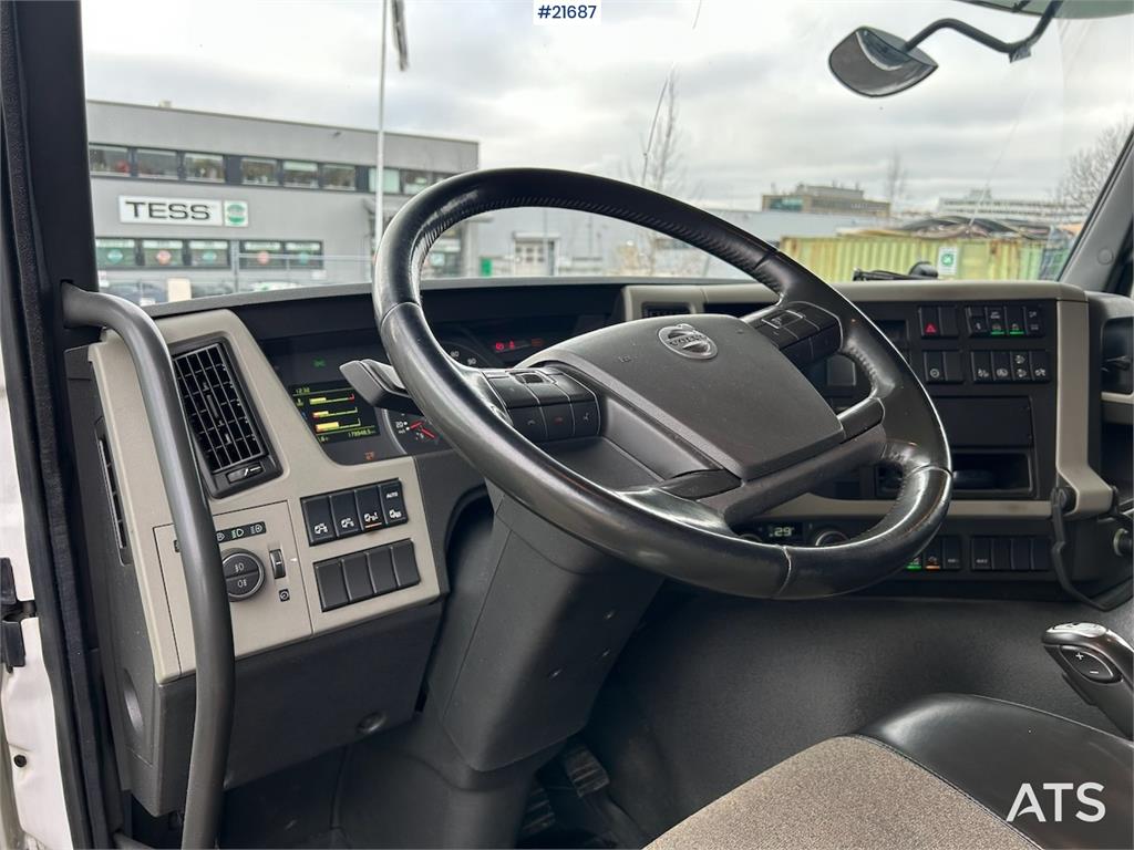 Volvo FM450 Crane Truck w/ 21 t/m HMF crane and Lift. 19