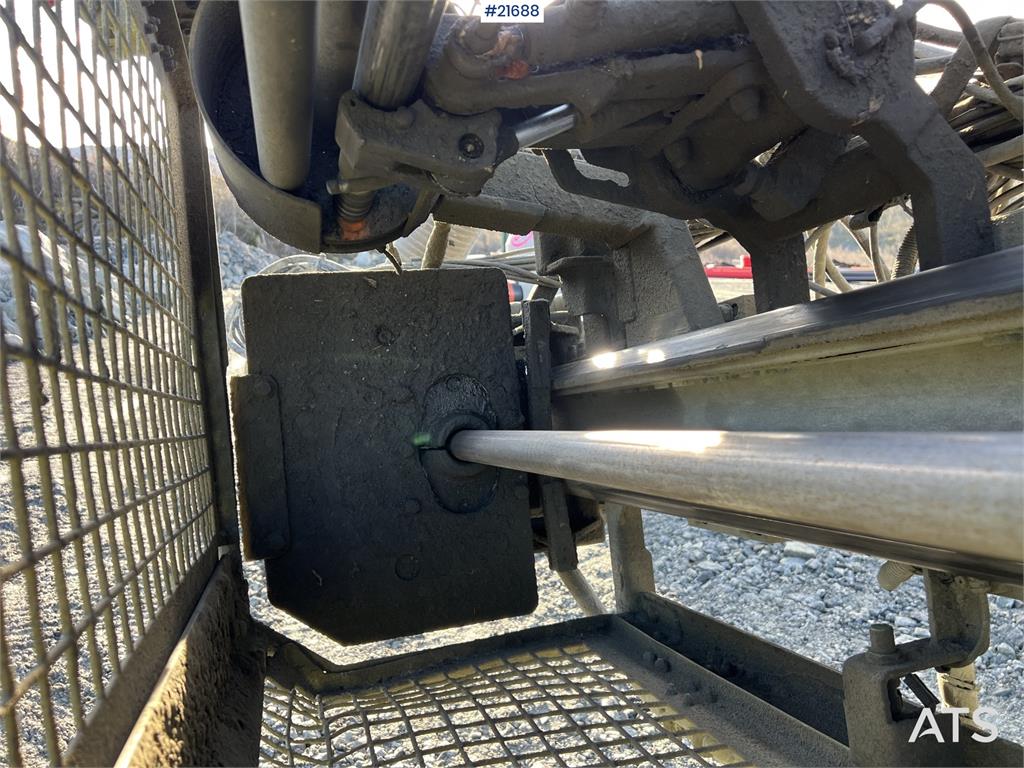 Atlas Copco T35R-01 Drilling rig w/ cop 2540 hammer, grinder a