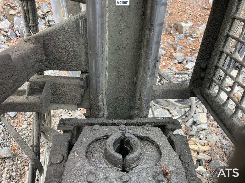 Atlas Copco smartroc T40-11 drilling rig w/2540 hammer, CME gr