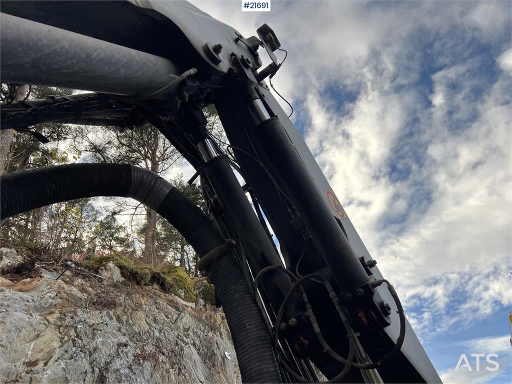 Atlas Copco smartroc T40-11 drilling rig w/2540 hammer, CME gr