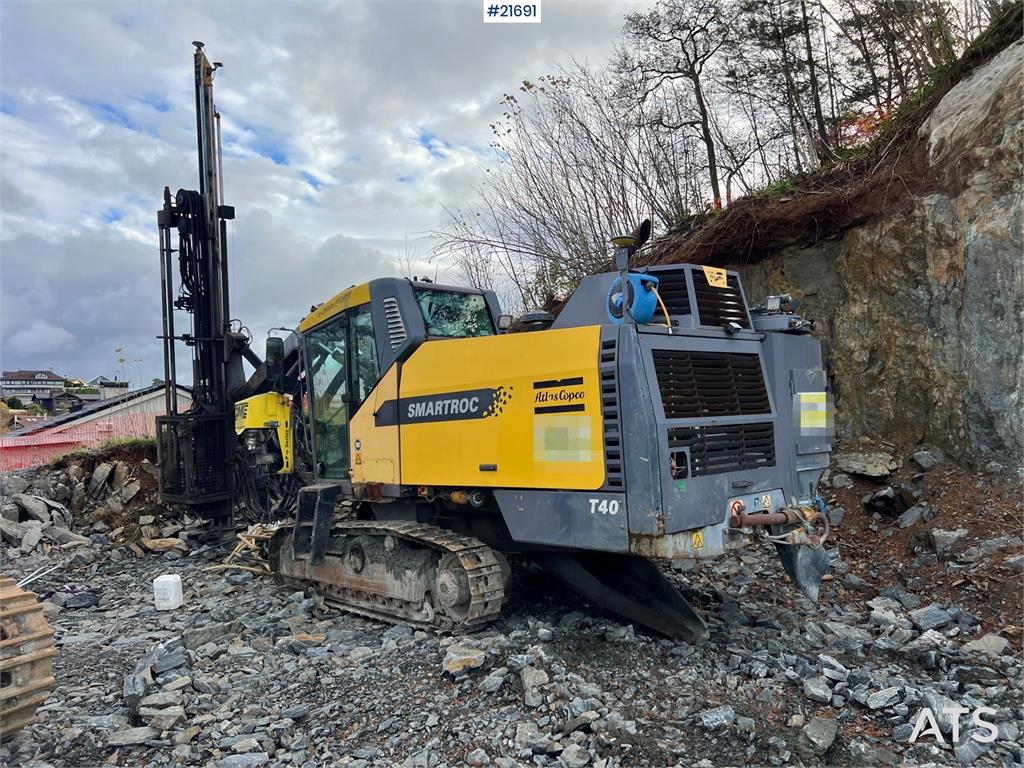 Atlas Copco smartroc T40-11 drilling rig w/2540 hammer, CME gr