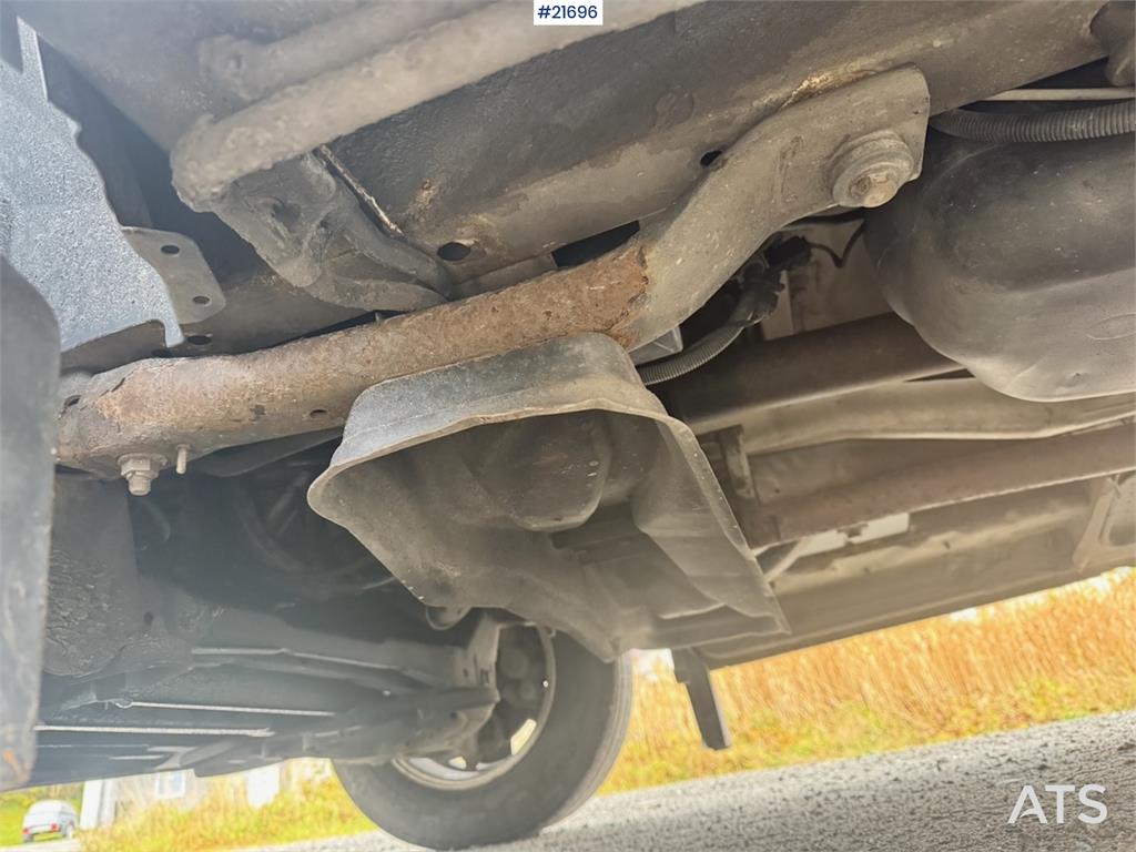 Mercedes-Benz Sprinter 316 w/ Lift